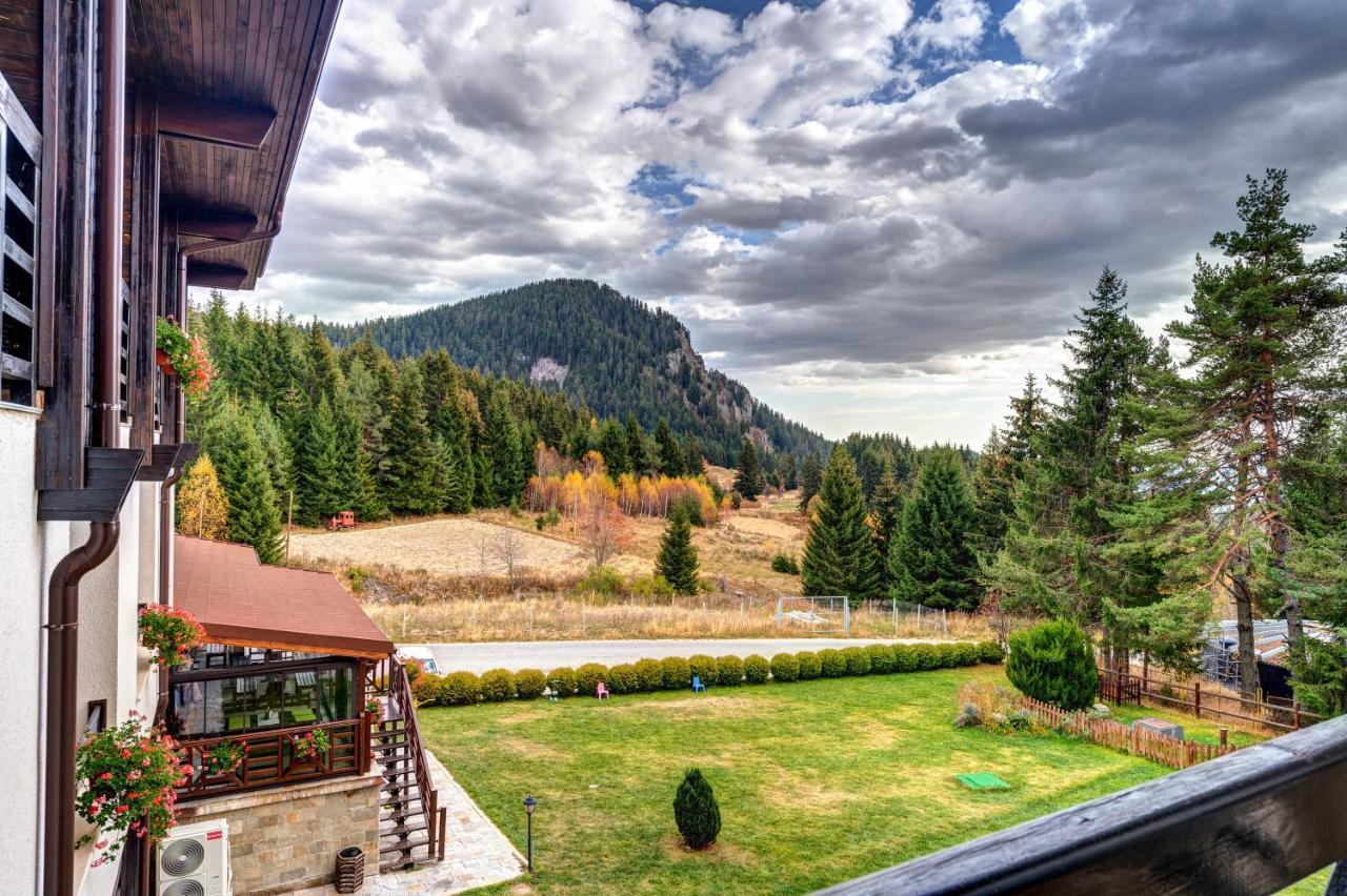 Secret Lake 533 At Oak Residence Smolyan Exterior foto